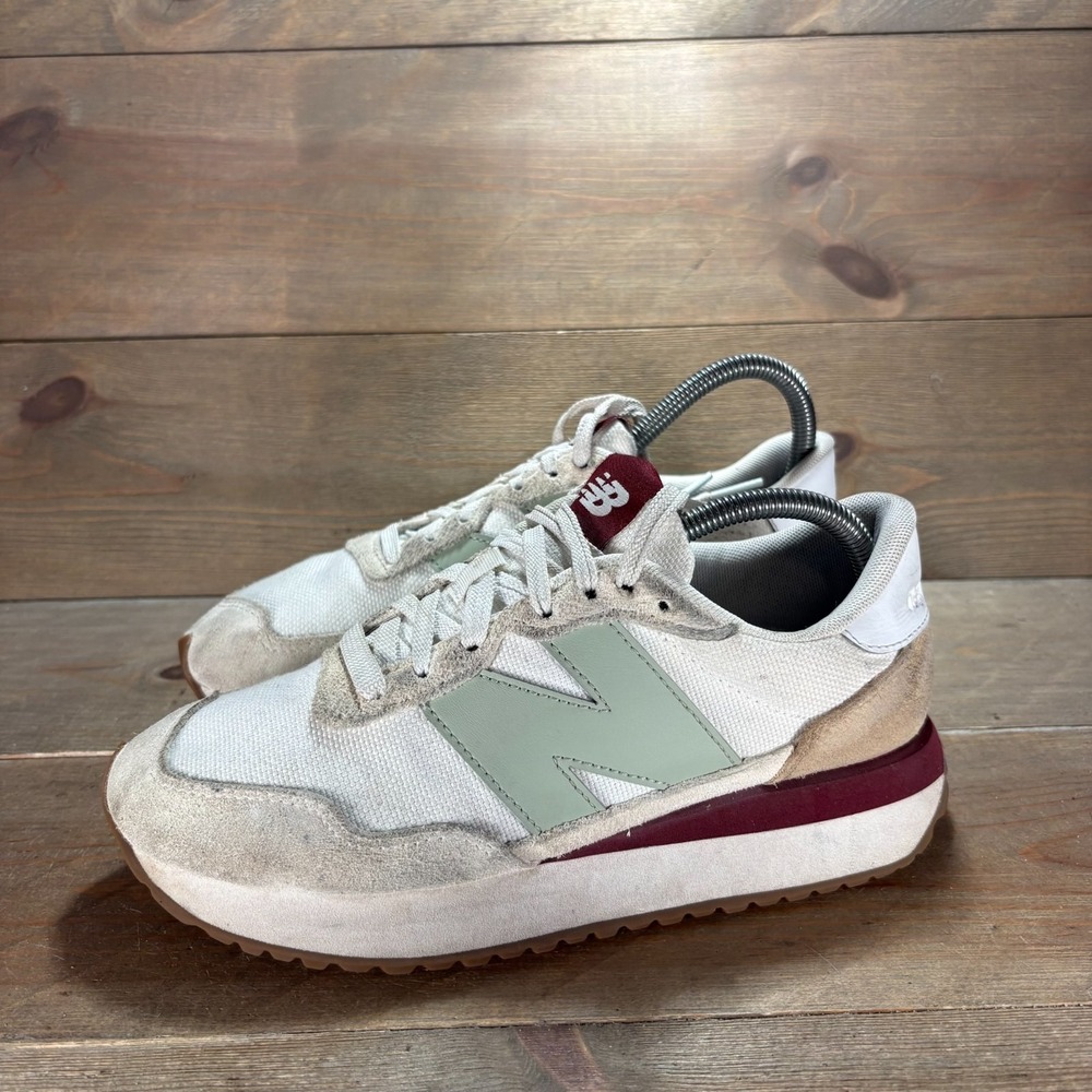 New Balance 237 Womens size 7.5 shoes White Suede Retro Lace Up sneakers